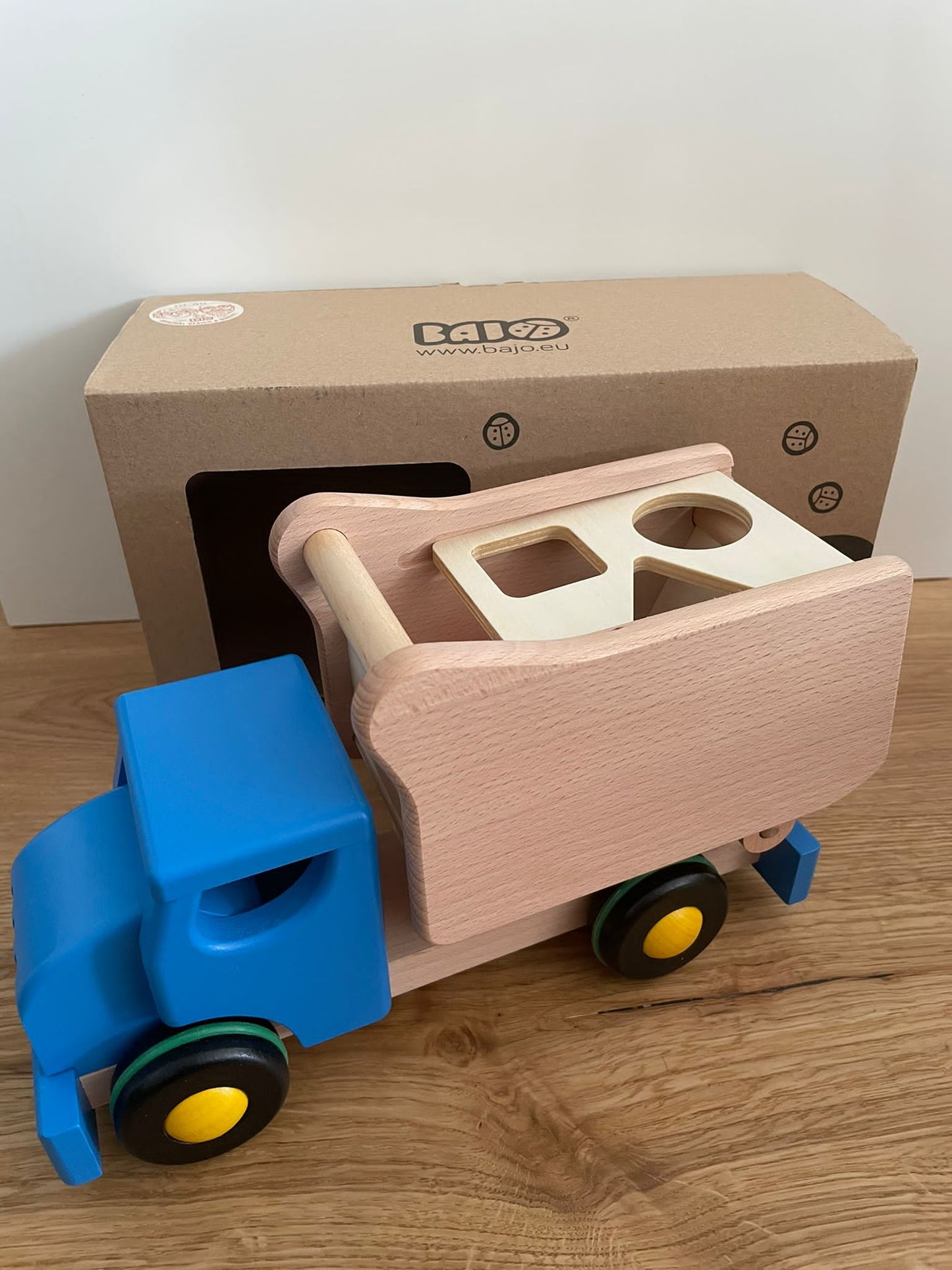 Bajo Sortiertruck Holz
