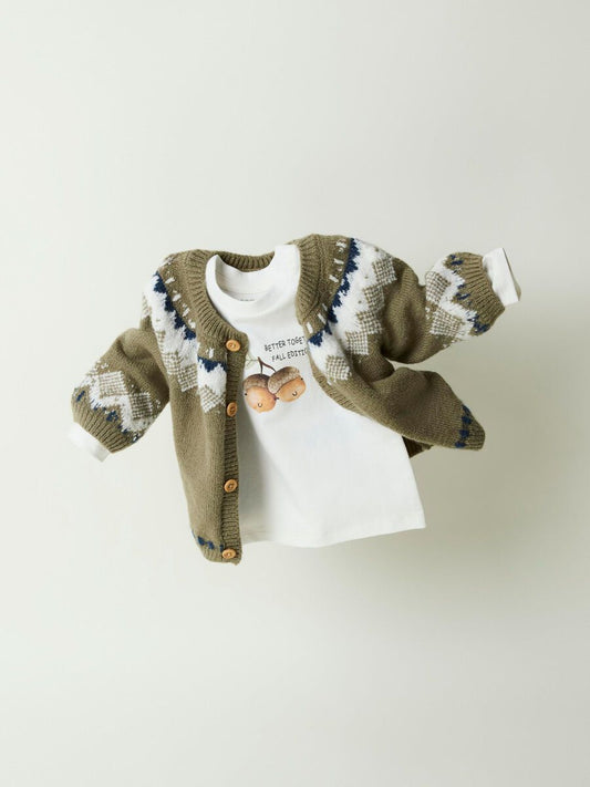 Strickweste in braun im Indistyle von Name It für den Herbst und Winter - Detailansicht