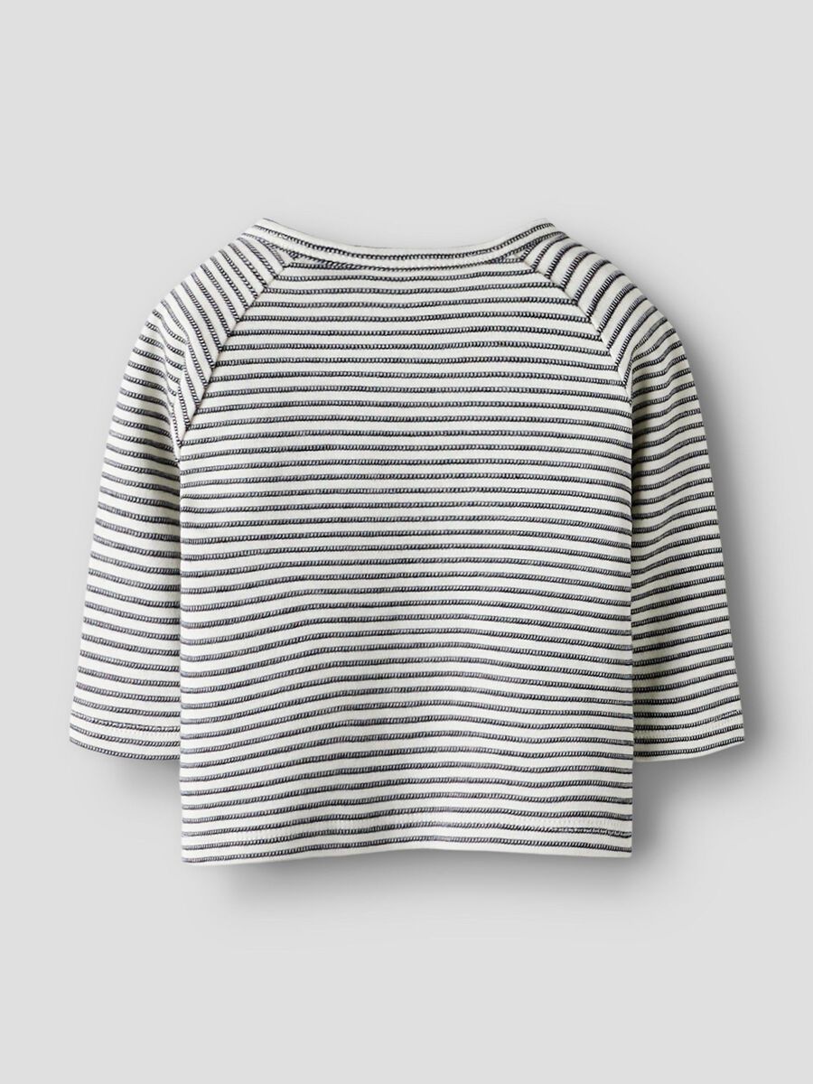 Gestreiftes Langarmshirt in Blau und Weiß von Name It aus 100% Bio-Baumwolle mit Knöpfen