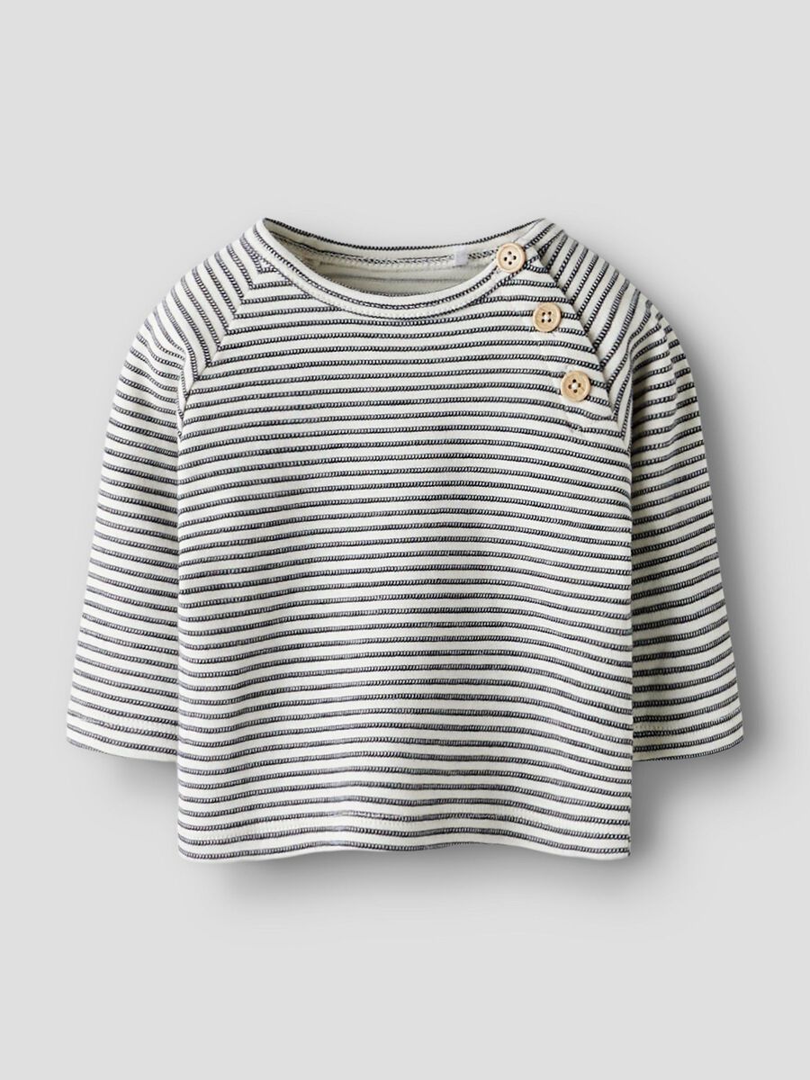 Gestreiftes Langarmshirt in Blau und Weiß von Name It aus 100% Bio-Baumwolle mit Knöpfen