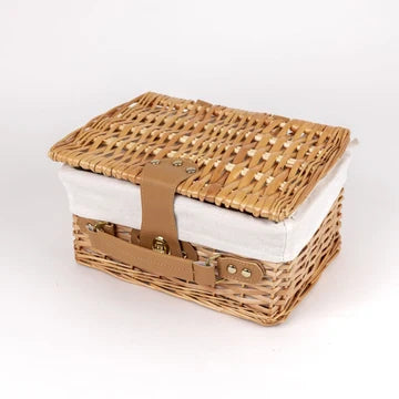 Teeservice aus Blech - Wald im Weidekorb