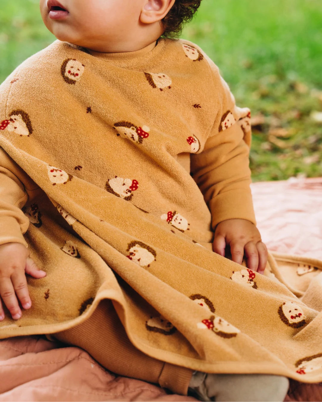 Lätzchen Boo Waterproof - Hedge Hugs