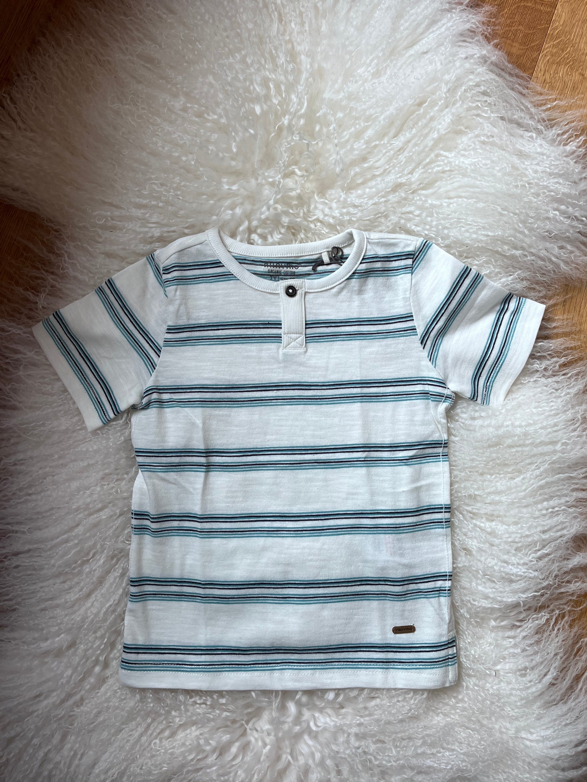 babymode kindermode babykleidung kinderkleidung gestreiftes basicshirt von hust&claire